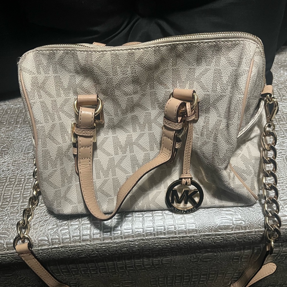 Michael Kors White/Beige Signature Coated Canvas &Leather Grayson Boston Bag